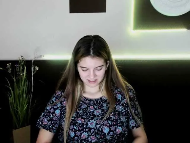 Live sex webcam photo for Anna-na-sik #252041657