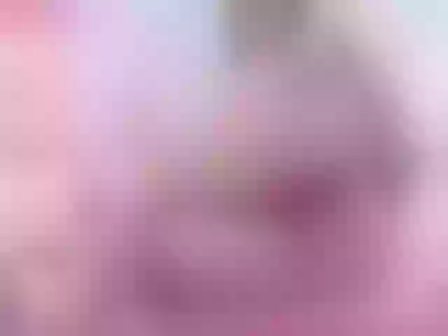 Live sex webcam photo for HollyTegan #259590624