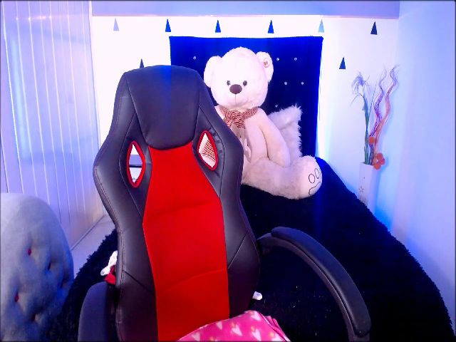 Live sex webcam photo for Samay_y #260054631