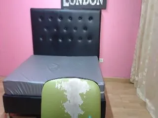 Live sex webcam photo for Emmaafox #252067738