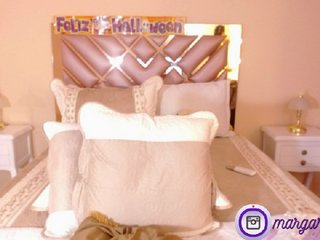 Live sex webcam photo for MargaretKlein #240721600