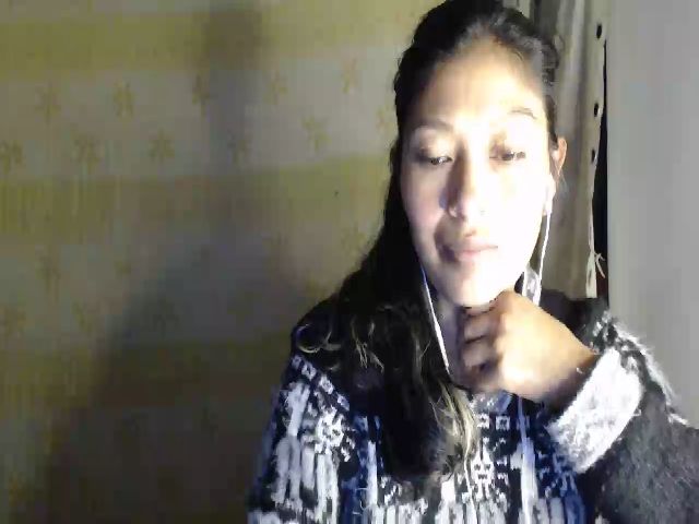 Live sex webcam photo for CHILENITAHOT #255819591