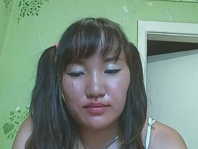 Live sex webcam photo for AhegaoMoli #255007351