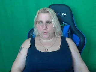 Live sex webcam photo for DrachenLady39 #240554329