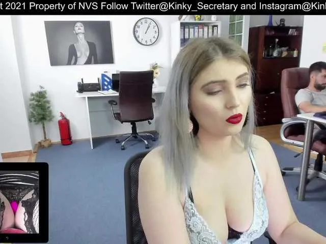 Live sex webcam photo for KinkyOffice #247367103