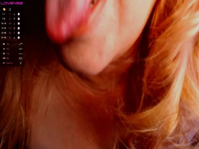 Live sex webcam photo for MarinaAbysss #253229158