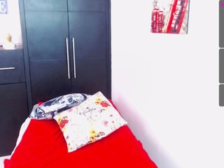 Live sex webcam photo for karol-sweet02 #240547310