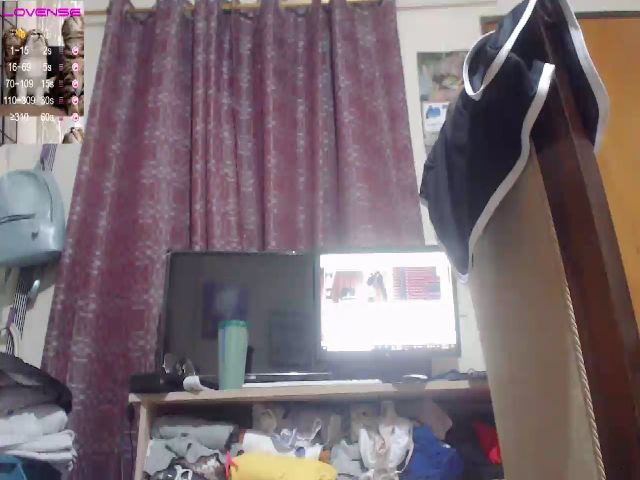 Live sex webcam photo for Meganhill_ #261599121