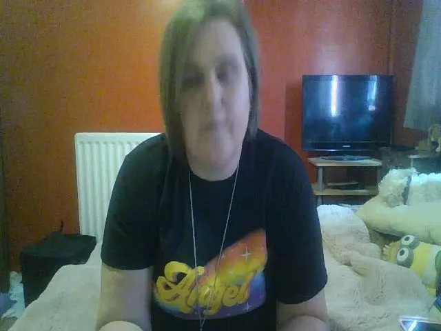 Live sex webcam photo for YUMMYMUMMY39 #253057401