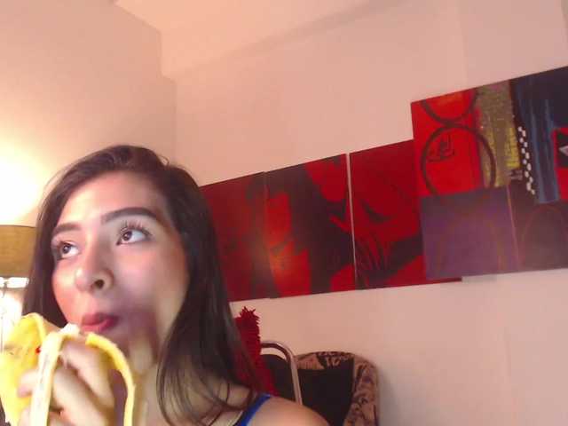 Live sex webcam photo for AnnaSnow #241011543