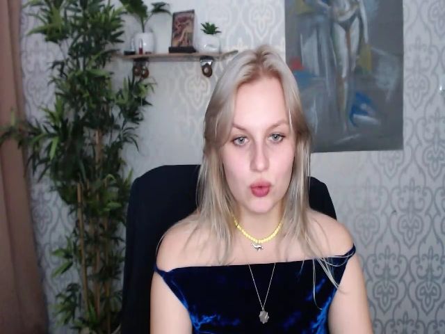 Live sex webcam photo for Dorina_xX #265574185