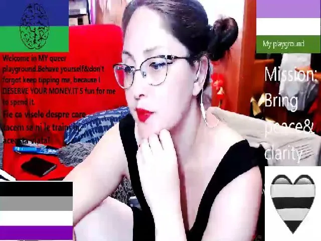 Live sex webcam photo for ImperatrizaS #262103521