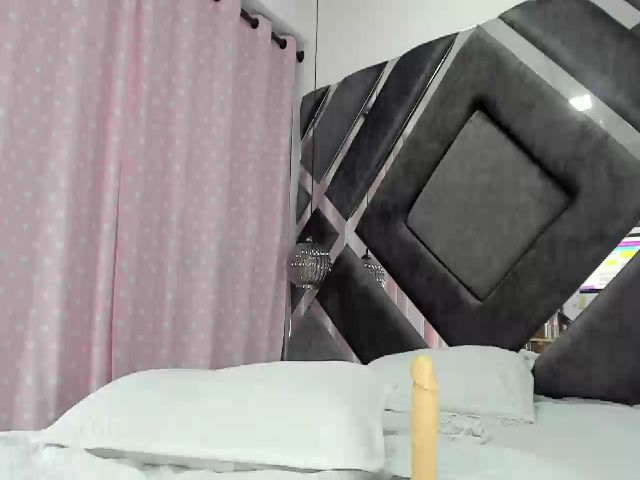 Live sex webcam photo for Violeta_aroca #287856026