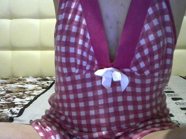 Live sex webcam photo for Saraoff82 #240996584