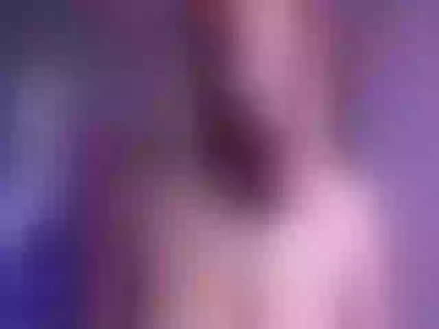 Live sex webcam photo for R4VENN_ #258097543