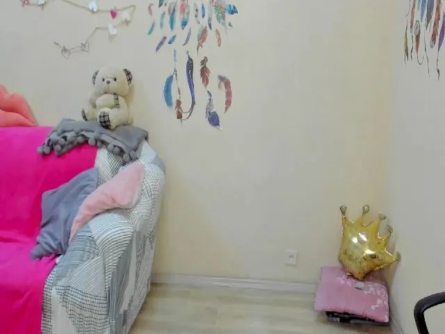 Live sex webcam photo for MurrGirl #258339355