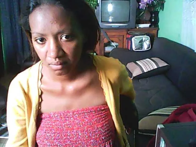 Live sex webcam photo for tinychloe #242496267