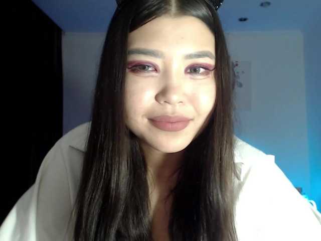 Live sex webcam photo for Divaleena #246589817