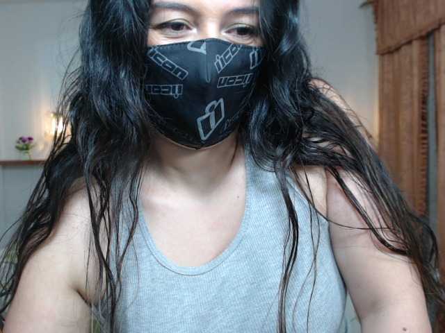 Live sex webcam photo for Maryc01 #241394136