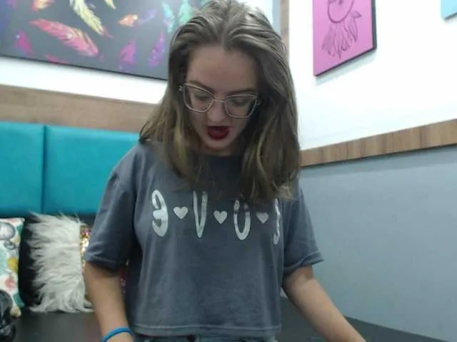 Live sex webcam photo for VennusDiesell #248397599