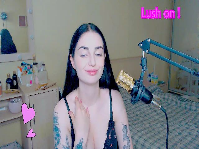 Live sex webcam photo for sunshinebabee #254957672