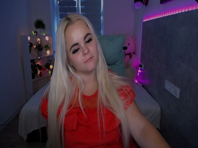 Live sex webcam photo for Jenni__fer #261090282