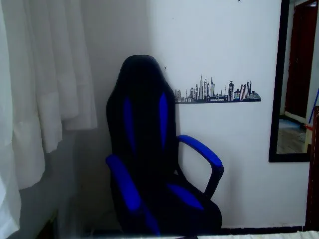 Live sex webcam photo for Shalyn_ #254317727