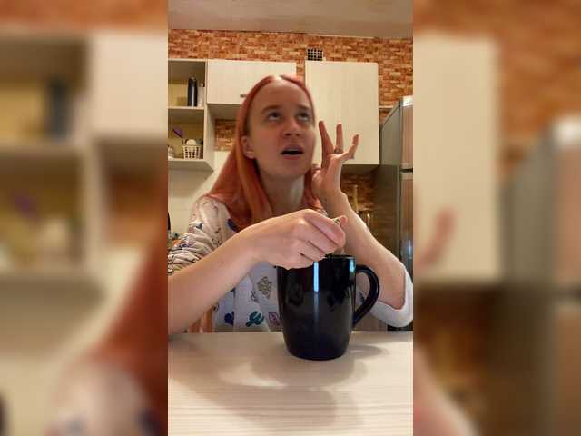 Live sex webcam photo for KiraLiLime #287989920