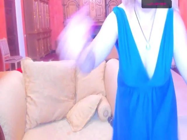 Live sex webcam photo for Victoriaswets #255393684
