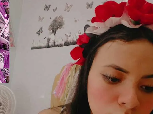 Live sex webcam photo for briannasex7 #264430168