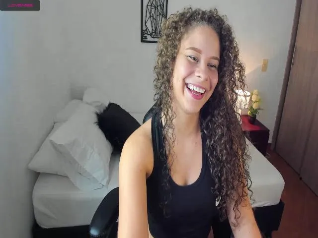 Live sex webcam photo for Alexajr #263514474