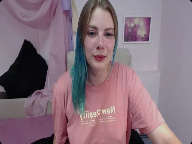 Live sex webcam photo for AprillSnow #255569939