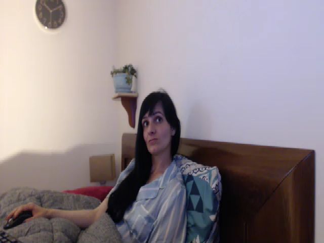 Live sex webcam photo for isabellazee2 #258377607