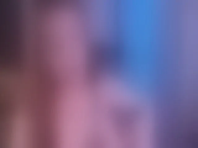Live sex webcam photo for RosalieAnders #255072728
