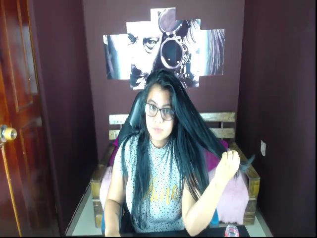 Live sex webcam photo for Hana_cute #265246601