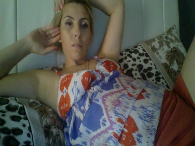 Live sex webcam photo for madamm #259932451