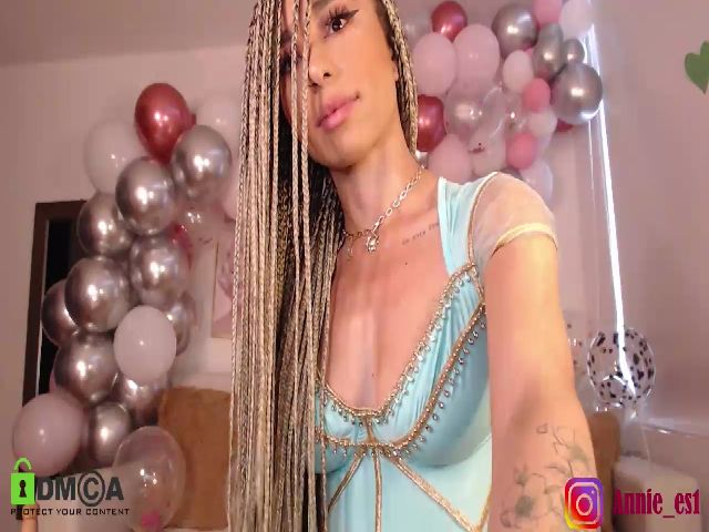 Live sex webcam photo for Annie_es #255330495