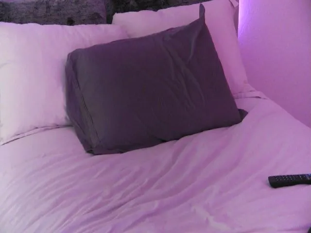 Live sex webcam photo for MeganMaxine #254338477