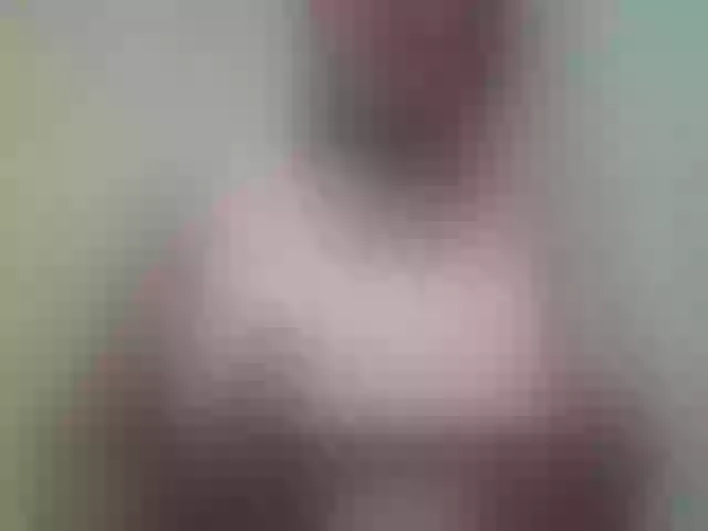Live sex webcam photo for Sweetyrosses #254698126