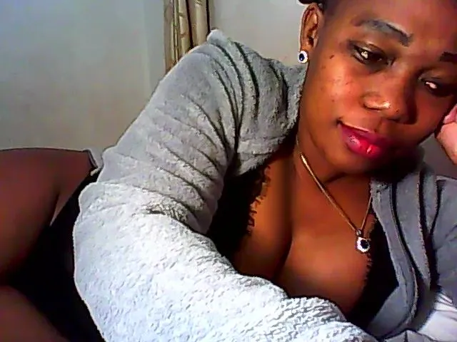 Live sex webcam photo for AfriPrincess #255323866