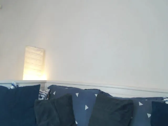 Live sex webcam photo for EveGoddes #258587408