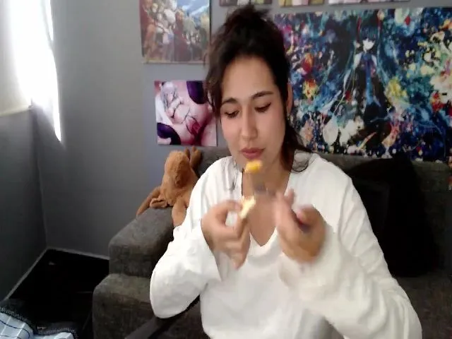 Live sex webcam photo for Jade_leon_ #256918212