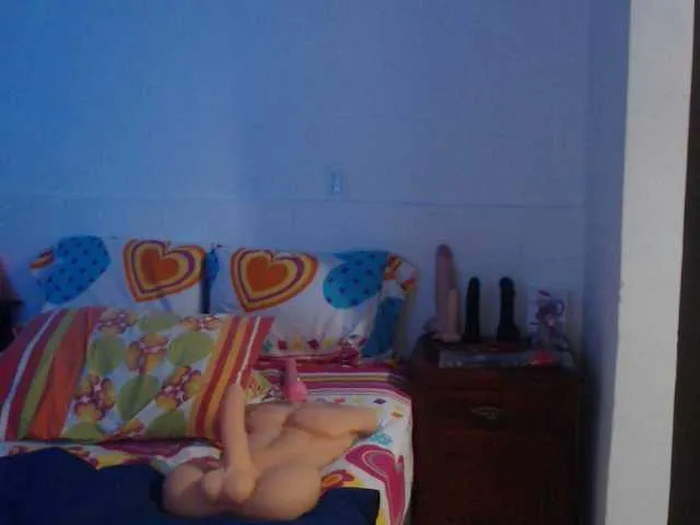 Live sex webcam photo for sexwomanx #246889510