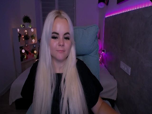 Live sex webcam photo for Jenni__fer #257897931