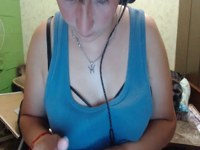 Live sex webcam photo for xxx_butterfly #252614188