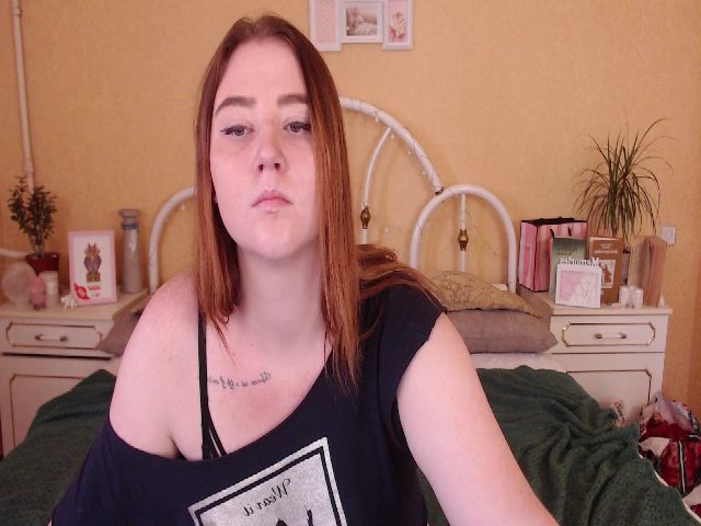 Live sex webcam photo for Lillyloan4u #264289512