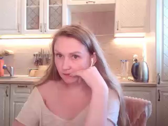 Live sex webcam photo for JaneGrey111 #256778618