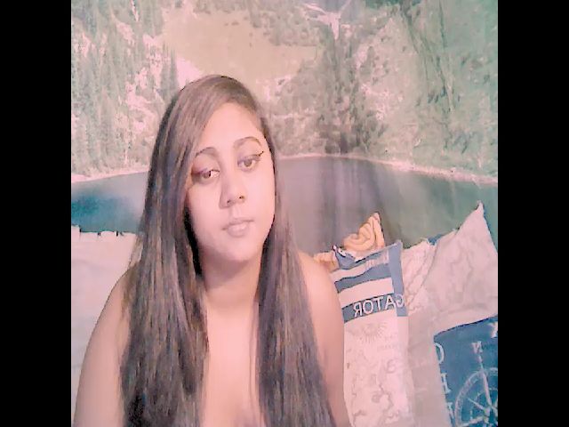 Live sex webcam photo for indianruby99 #255607780