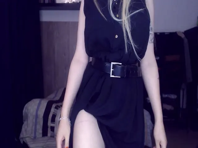 Live sex webcam photo for Miss_Linda_ #287885848