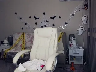 Live sex webcam photo for ToriBlacks #240676593